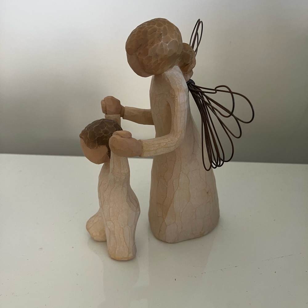 Willow Tree Guardian Angel with Child - Cream and Brown